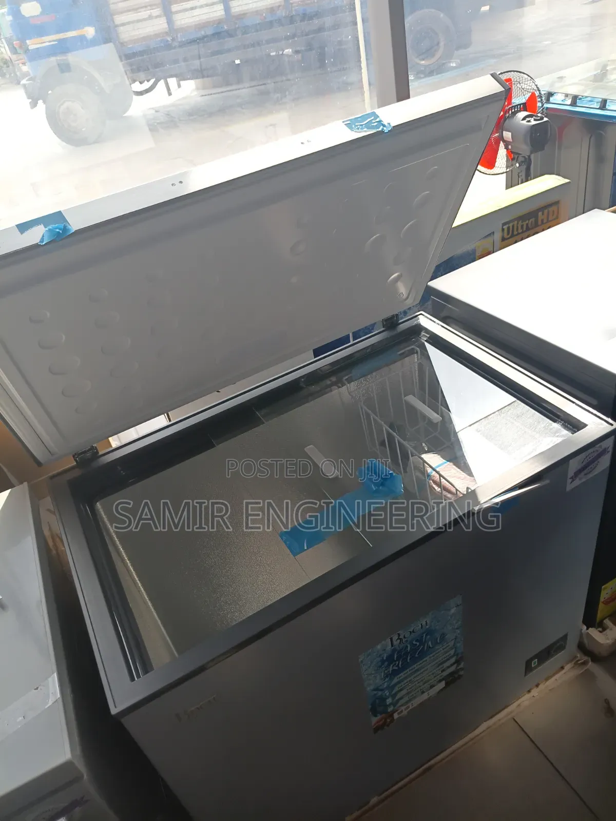 ROCH 251L Smart-Cool Freezer With LED Light Power-Safe Protection