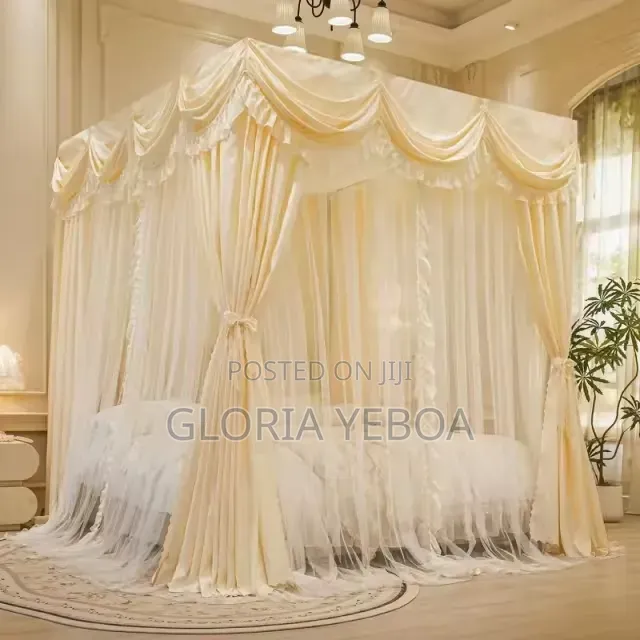 Luxury Style 4 Corner Mosquito Net