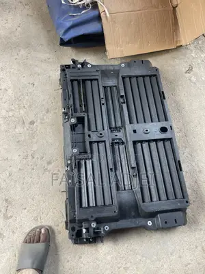 Mazda 3 2019 to 2022 and CX30 Support With Shutter Grill