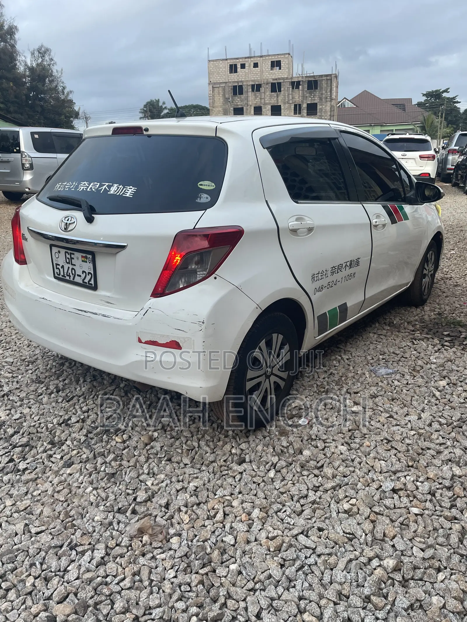 Toyota Vitz 2012 White