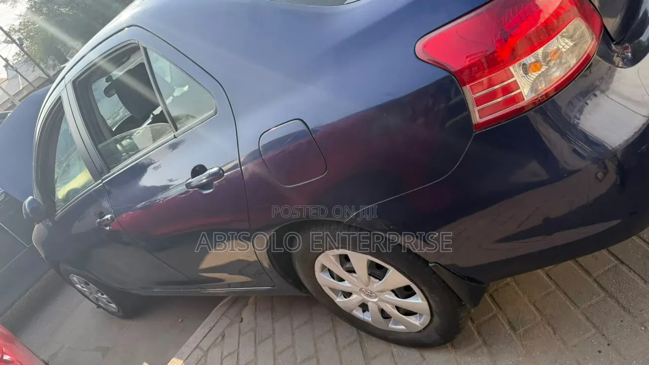 Toyota Yaris 2012