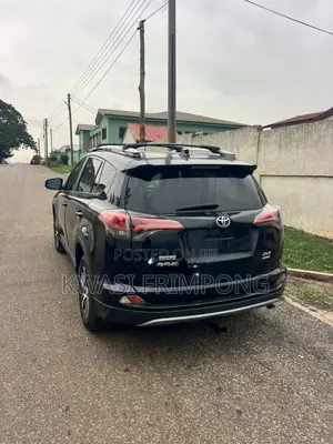 Toyota RAV4 XLE 4dr SUV AWD (2.5L 4cyl 6A) 2018 Black