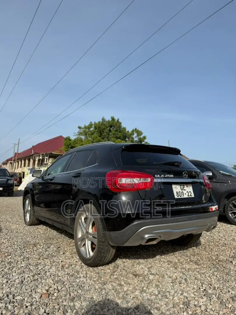 Mercedes-Benz GLA 250 2018 Black