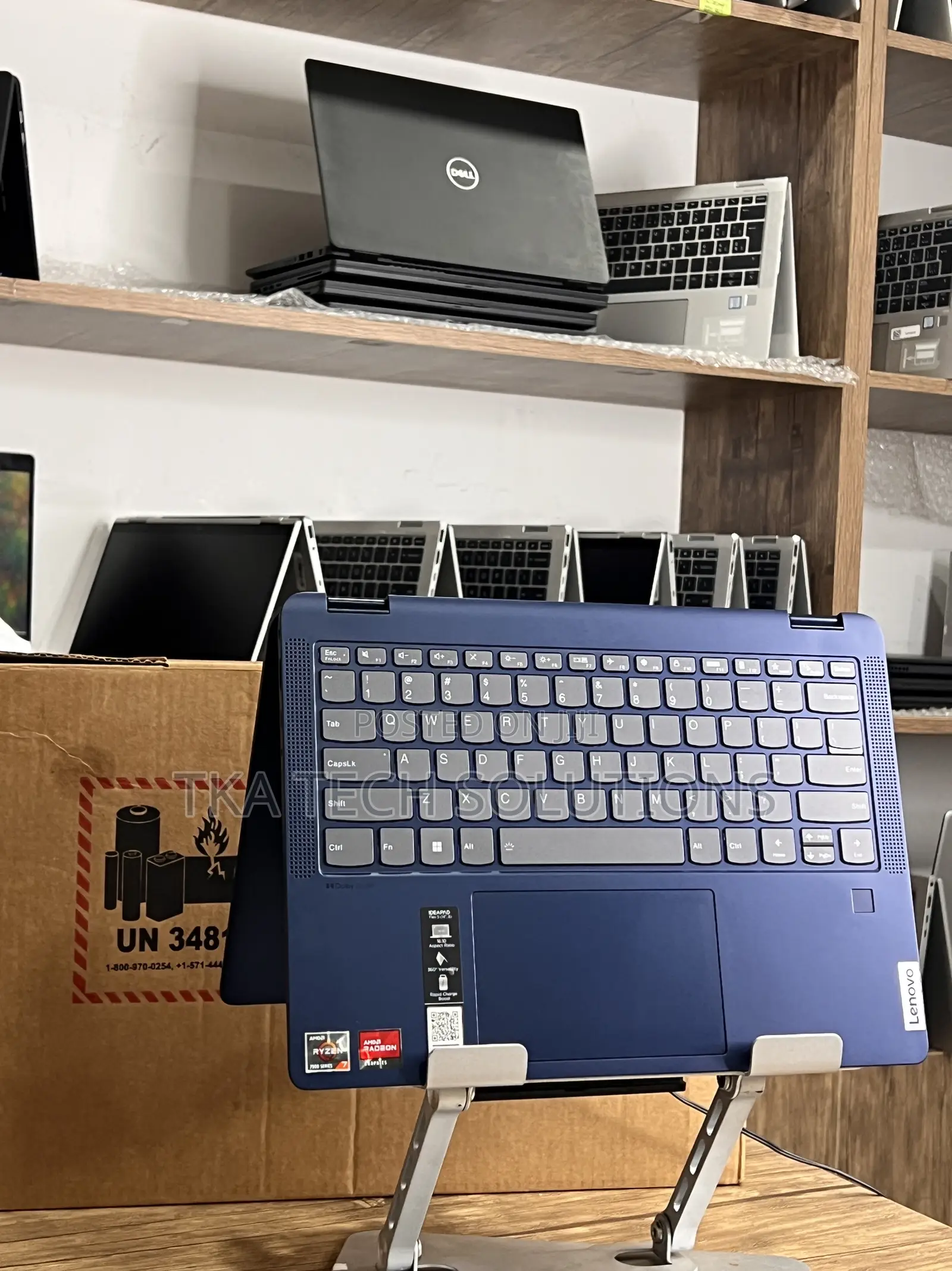 New Laptop Lenovo IdeaPad Flex 14 16GB AMD Ryzen 7 SSD 512GB