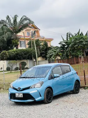Toyota Vitz 2013 Blue
