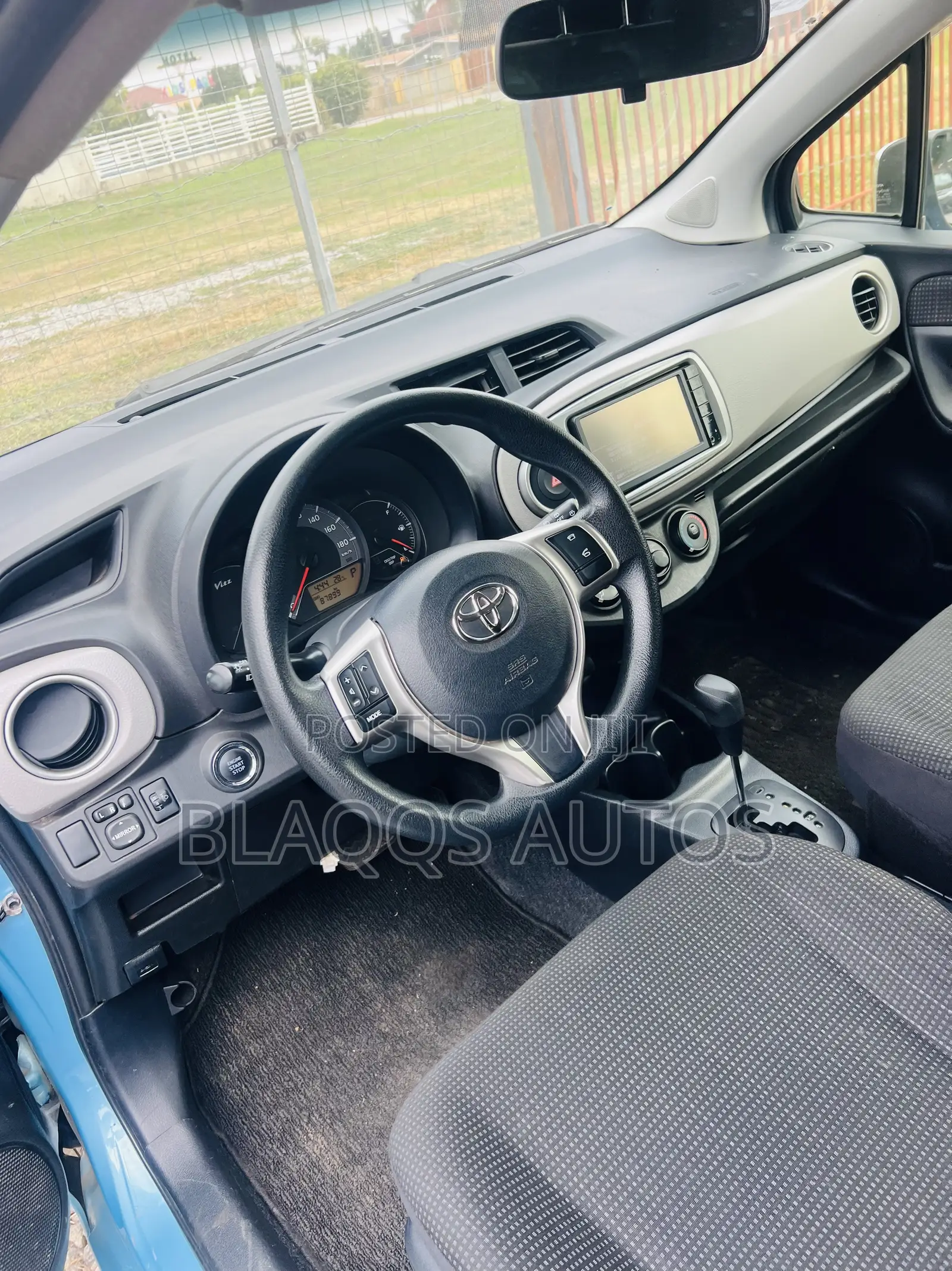 Toyota Vitz 2013 Blue