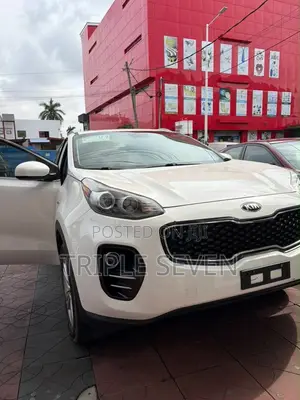 Kia Sportage LX AWD 2019 White