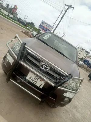 Toyota Fortuner 2012 Brown