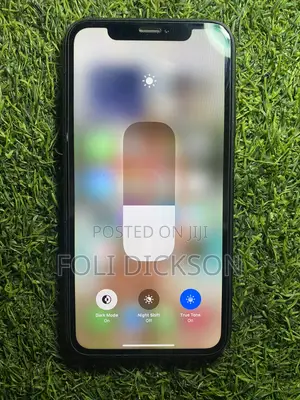 Apple iPhone XR 64 GB Black