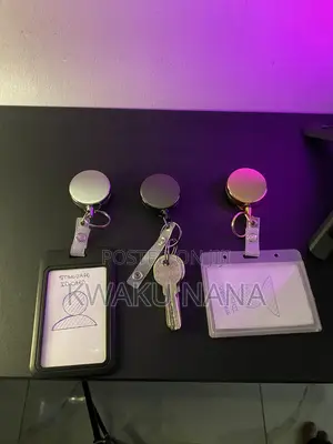 Fashionable Card Holder Metal