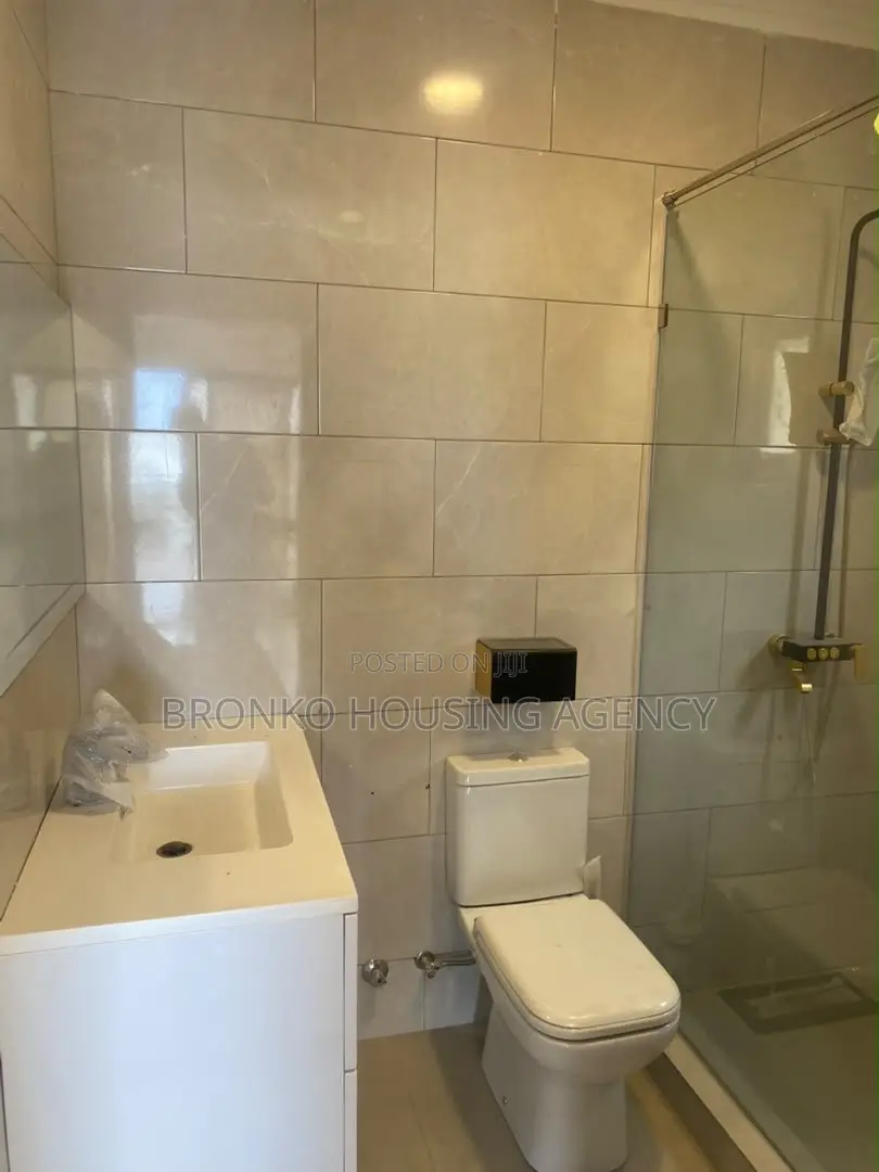 2bdrm Apartment in Bronko Housing, Accra Metropolitan for rent