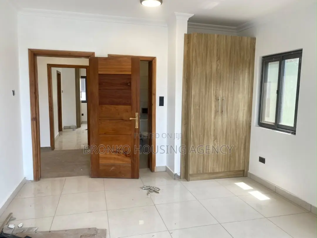 2bdrm Apartment in Bronko Housing, Accra Metropolitan for rent