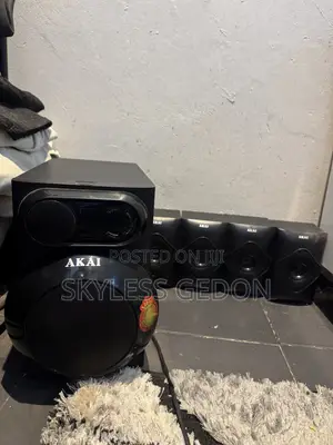 Akai Sound System With 5 Surround System Is in Good Condition