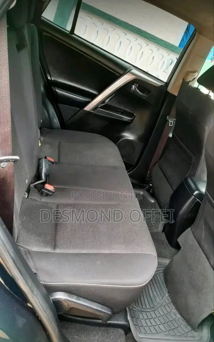 Toyota RAV4 XLE AWD (2.5L 4cyl 6A) 2017 Black