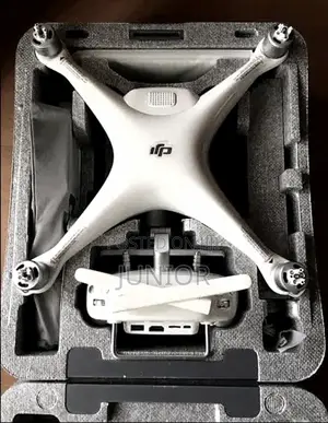 DJI Phantom 4 Pro Plus + Drone