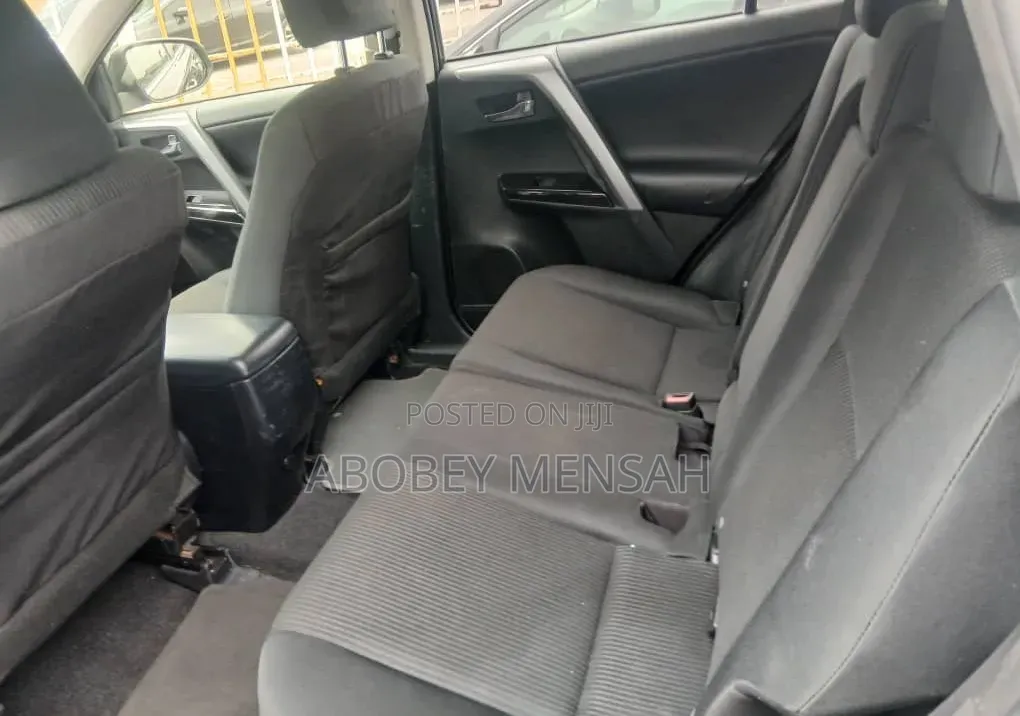 Toyota RAV4 2017 Gray
