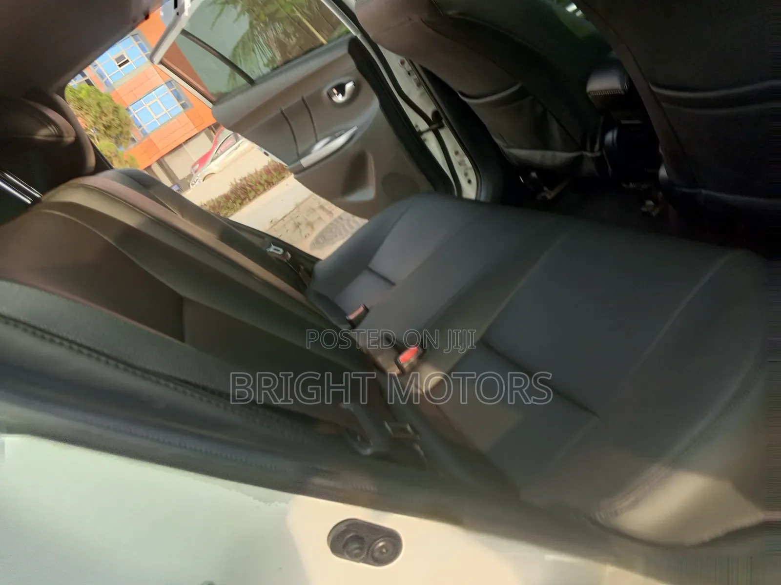 Toyota Yaris 2016 White
