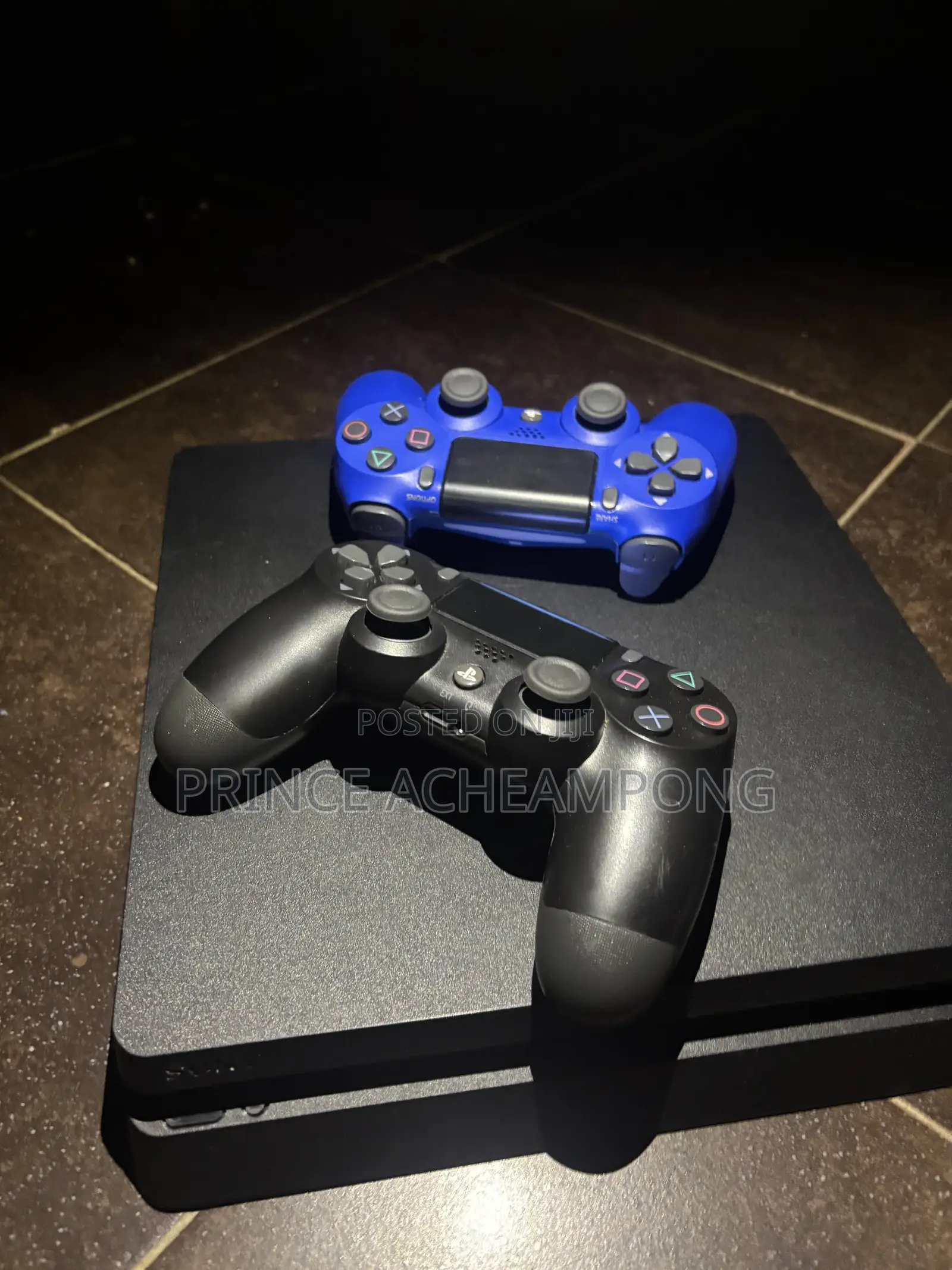 PS4 Slim Console