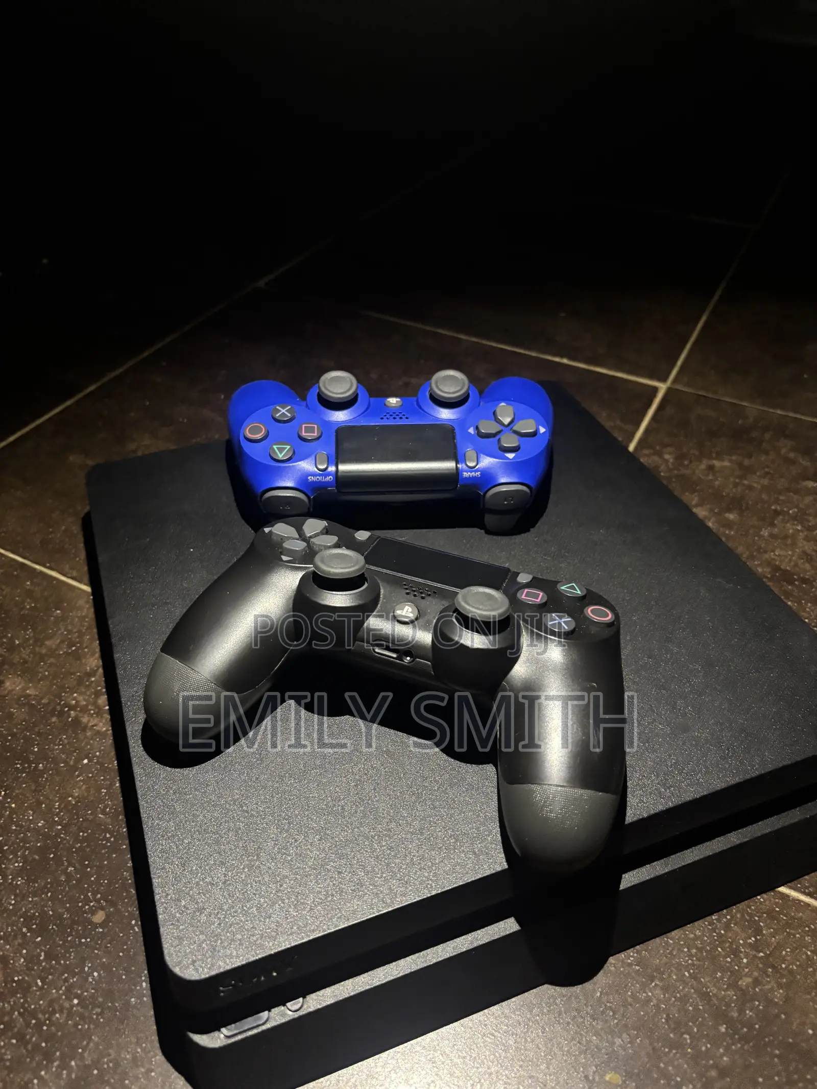 PS4 Slim Console