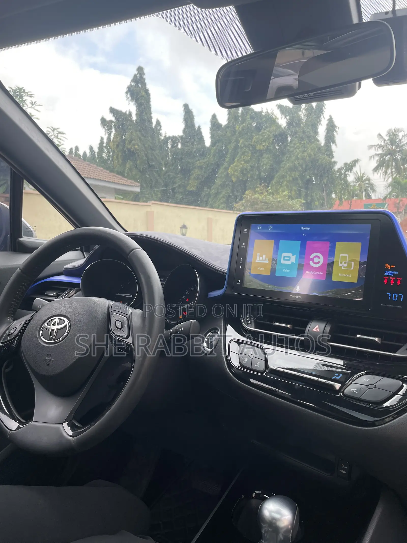 Toyota C-HR 2020 Gray
