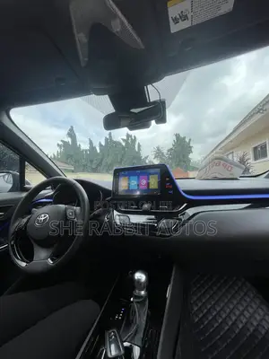 Toyota C-HR 2020 Gray