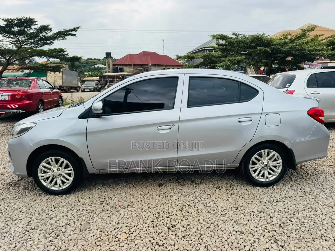 Mitsubishi Attrage 2022 Silver