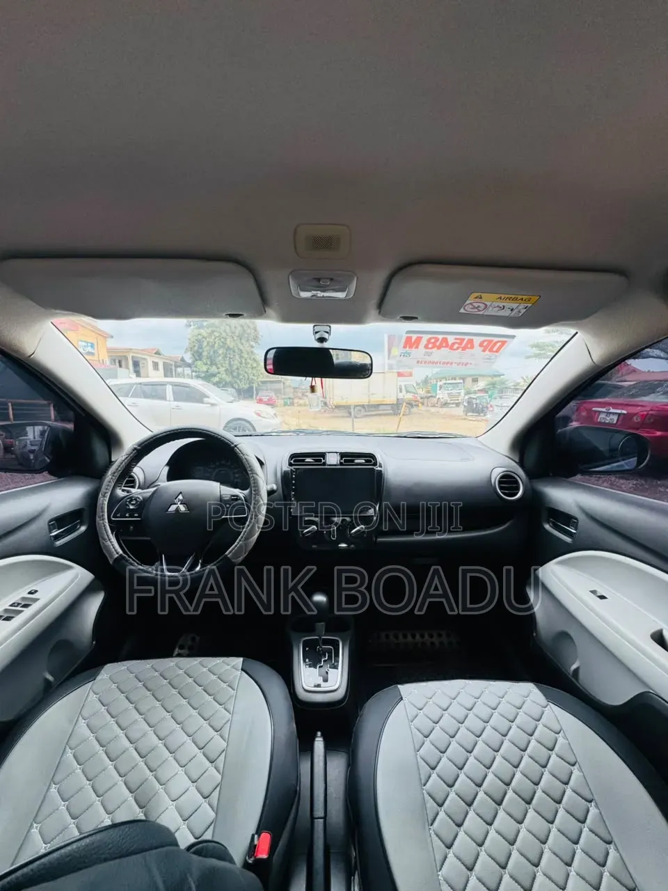 Mitsubishi Attrage 2022 Silver