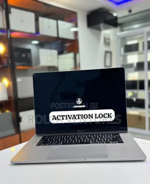 Laptop Apple MacBook Pro 2018 16GB Intel Core i7 SSD 256GB