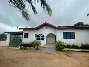 Mini Flat in Manhean for rent
