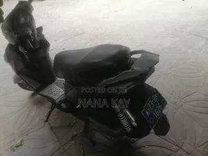 Yamaha 1995 Black