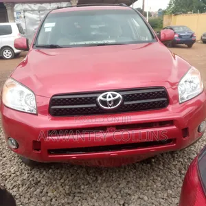 Toyota RAV4 2010 Red