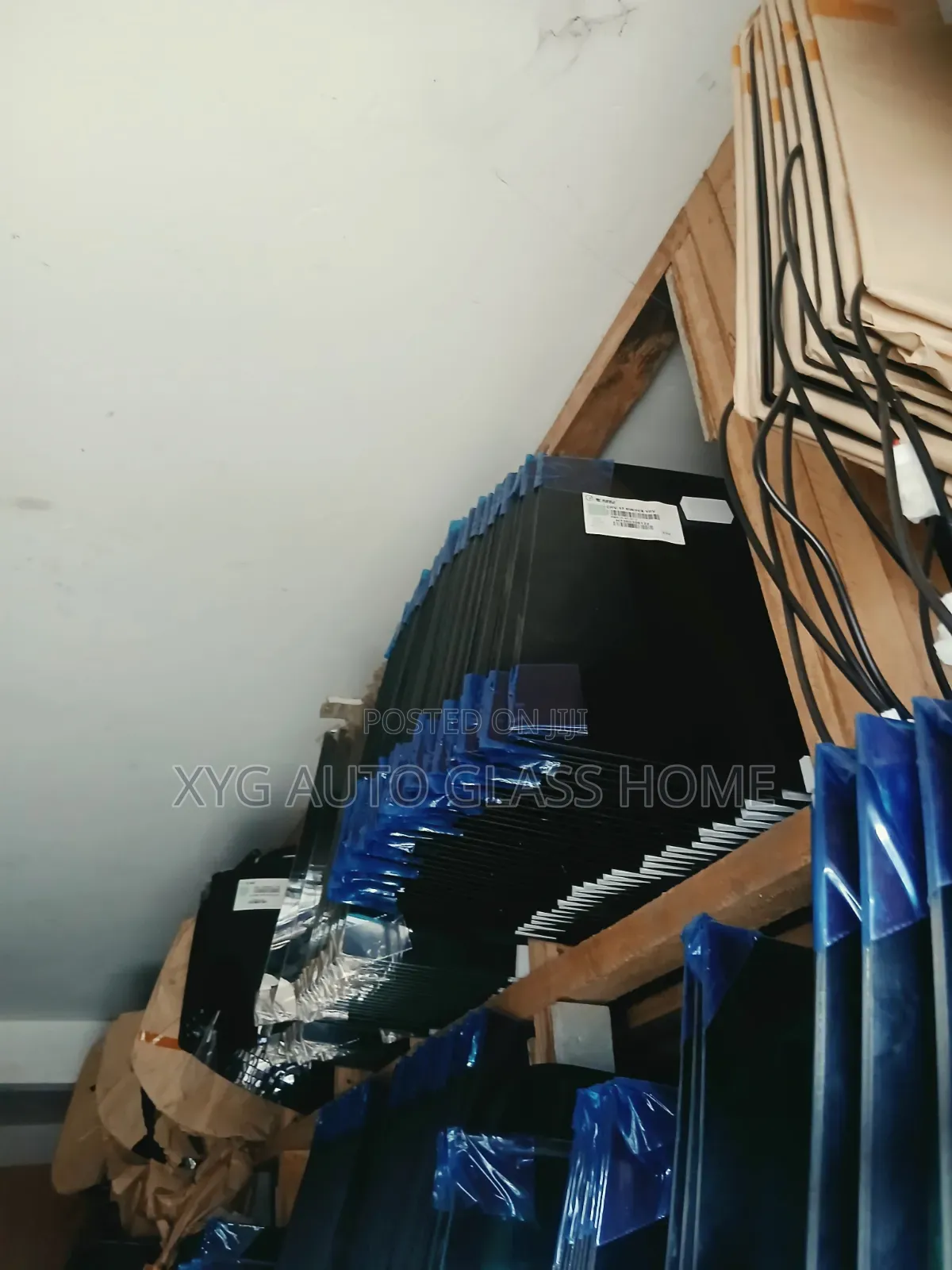 2023 CRV Front Door Glass and Rear/ Back Glasses
