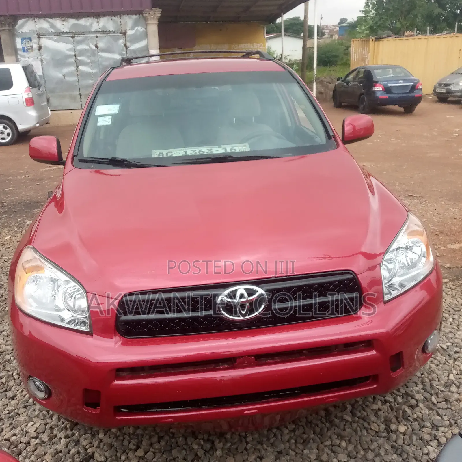 Toyota RAV4 2010 Red