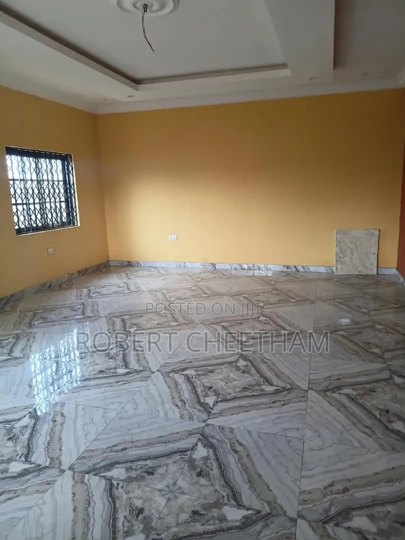 3bdrm Bungalow in 3 Bedroom Apartment, Afienya for rent