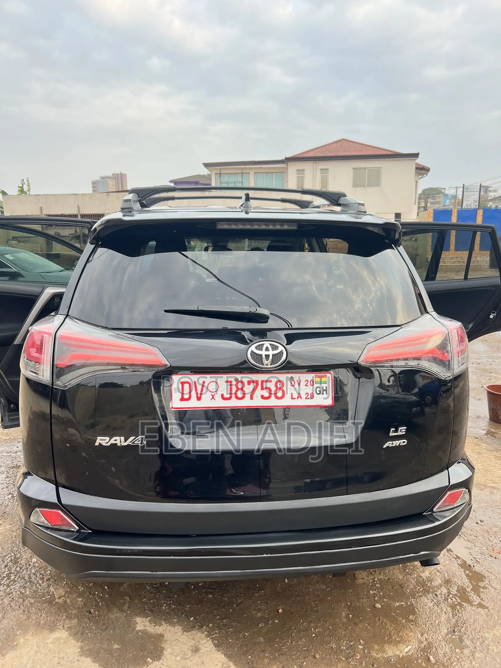 Toyota RAV4 LE AWD (2.5L 4cyl 6A) 2017 Black