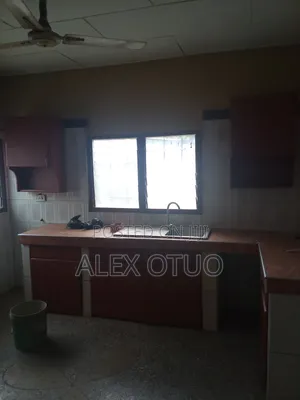 5bdrm House in Alex Otuo, Atwima Nwabiagya for rent