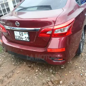 Nissan Sentra 2017 Red