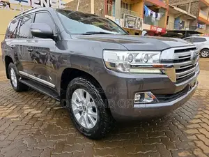 Toyota Land Cruiser 2016 Gray