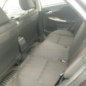 Toyota Corolla 2013 Gray
