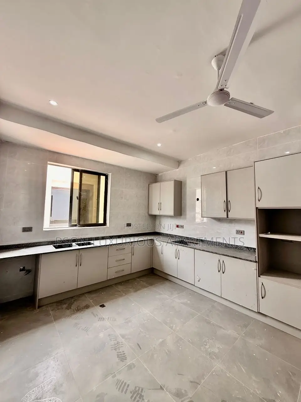 Furnished 2bdrm House in Kuu Cottage, Tema Metropolitan for sale