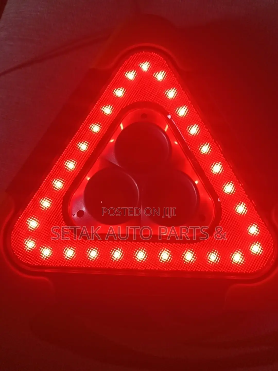 Multifunctional LED Car Emergency Warning Triangle With Solar Charging