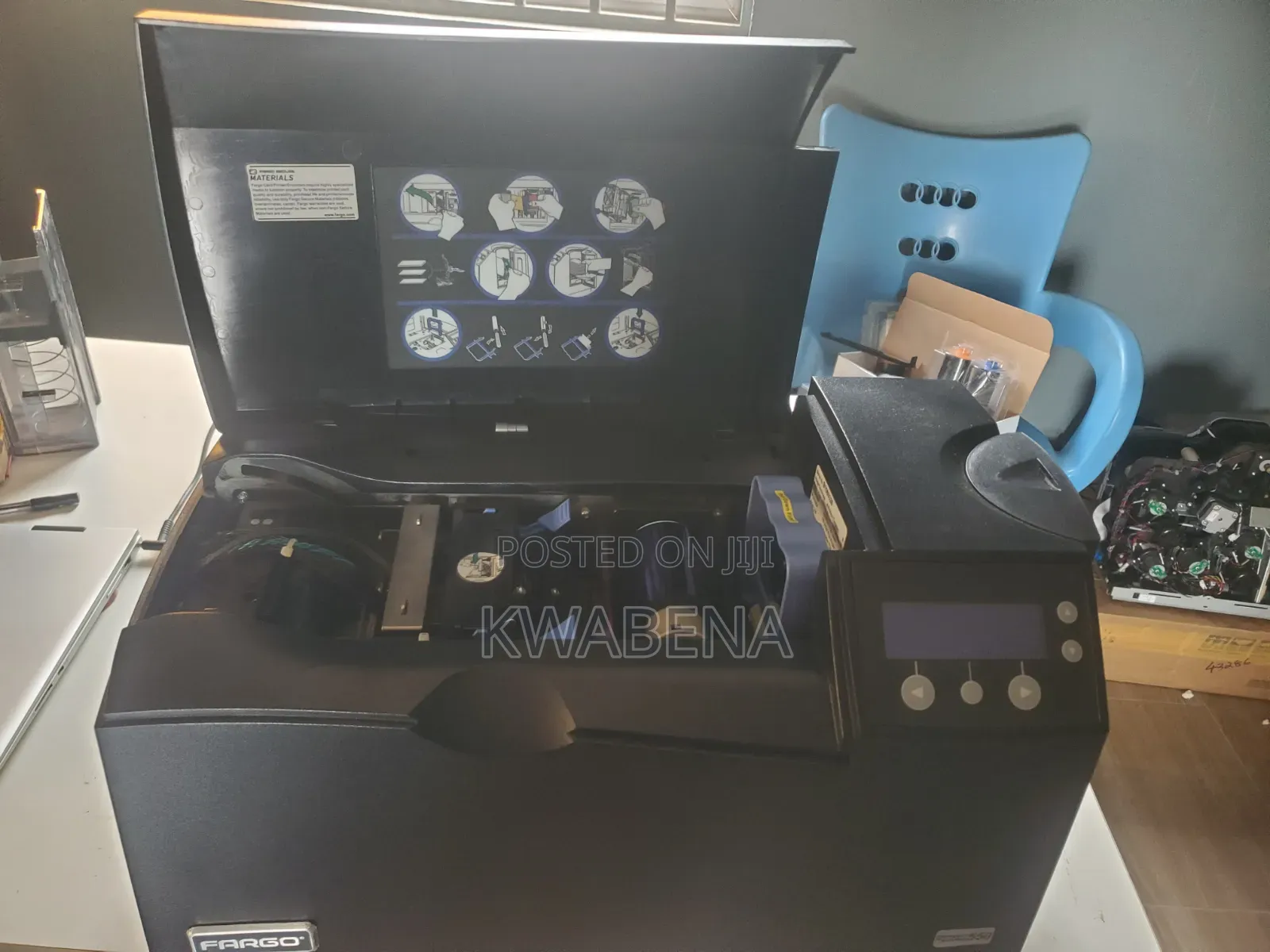 Fargo DTC 550 Printer