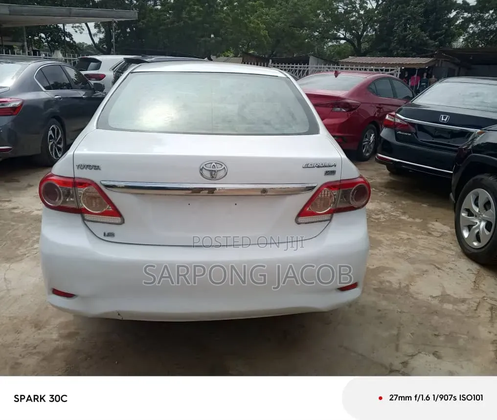 Toyota Corolla 2013 White