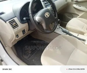 Toyota Corolla 2013 White