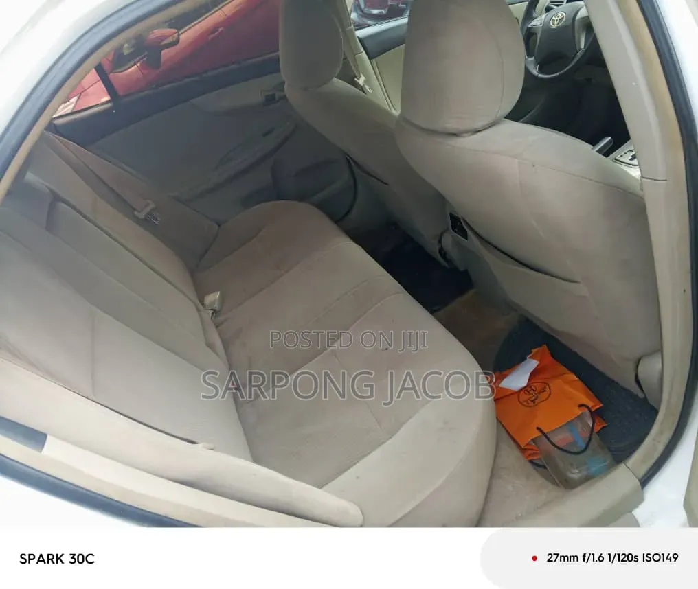 Toyota Corolla 2013 White