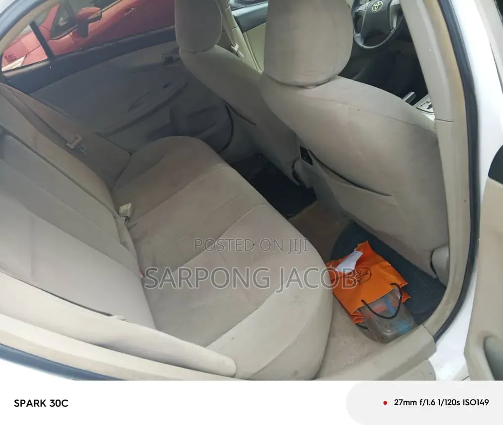 Toyota Corolla 2013 White