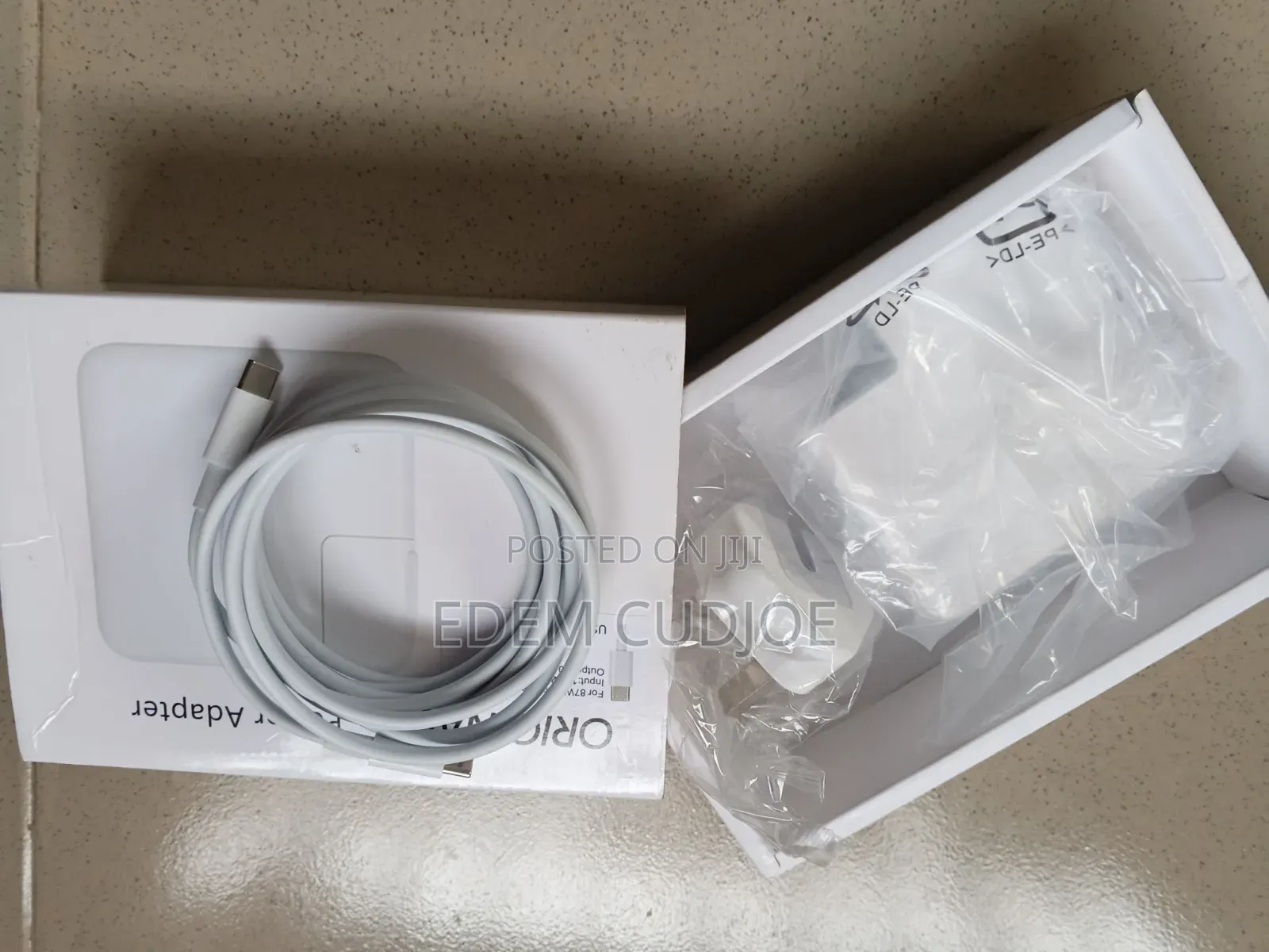 Apple MacBook USB C 87W Charger
