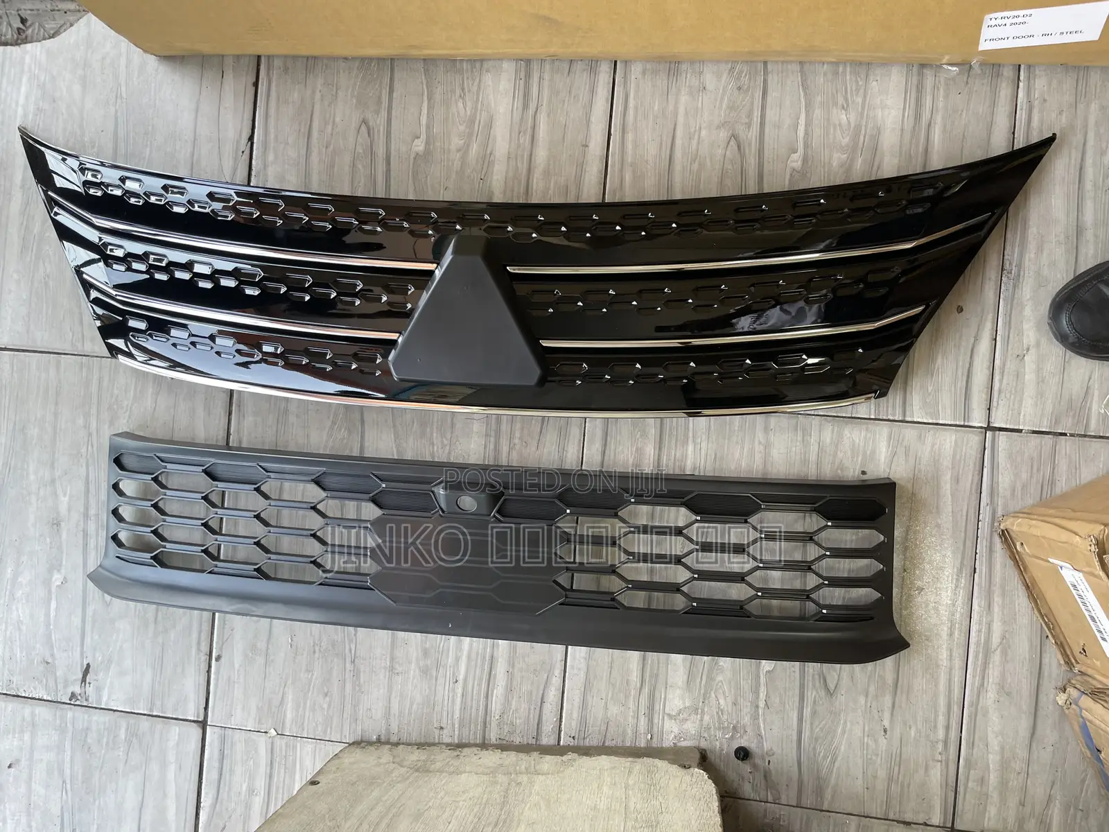 Mitsubishi Outlander 2023-on Grille(top and Down) Available