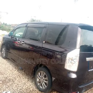 Toyota Voxy 2012 Black