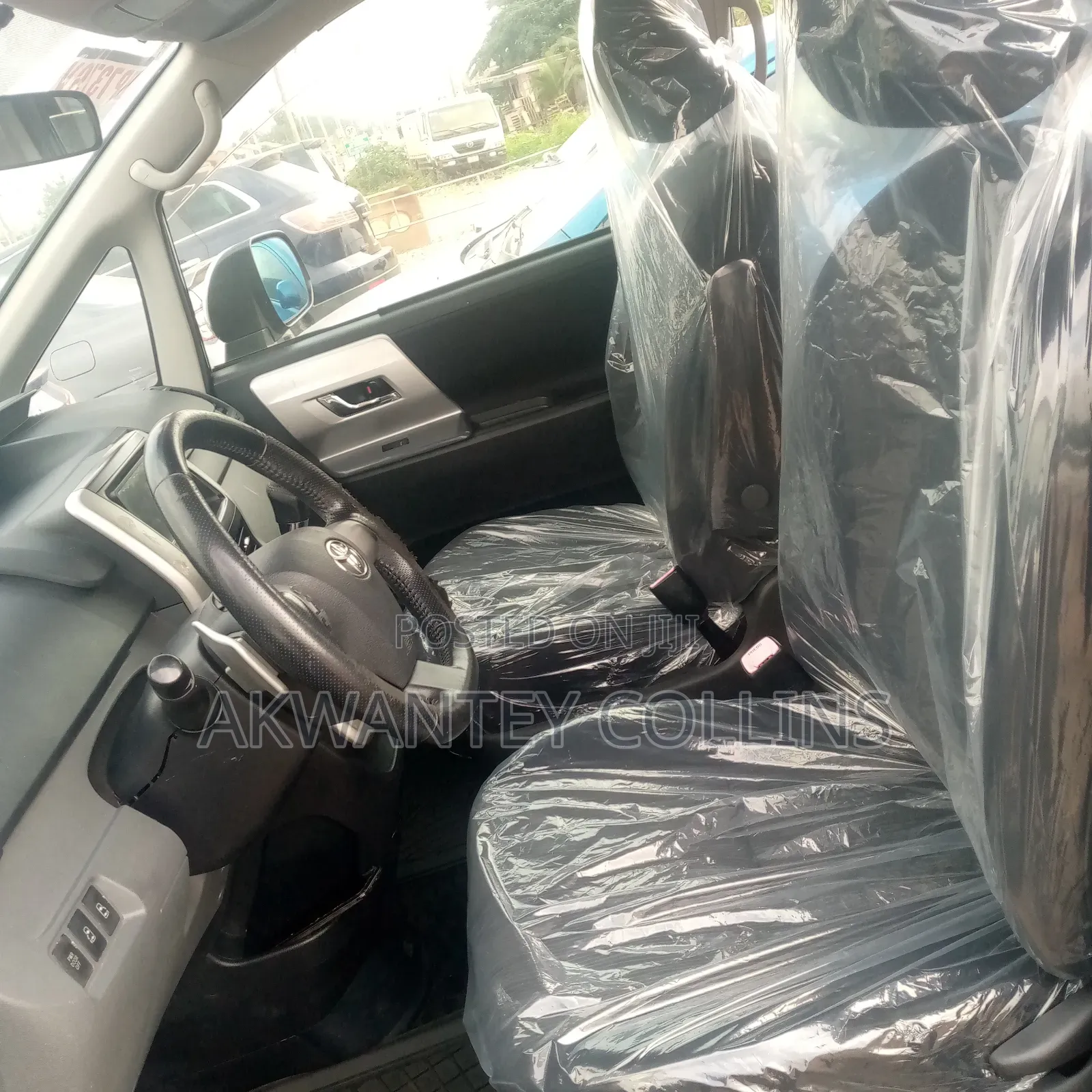Toyota Voxy 2012 Black